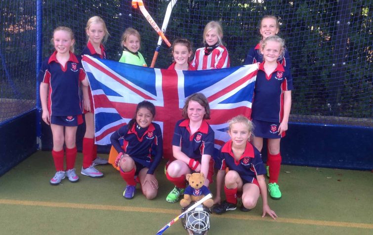 Hockey: Fairfield U10 girls take Elms Invitational title featured image