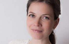 Hannah Doyle 2002 – Celebrity Journalist & Author