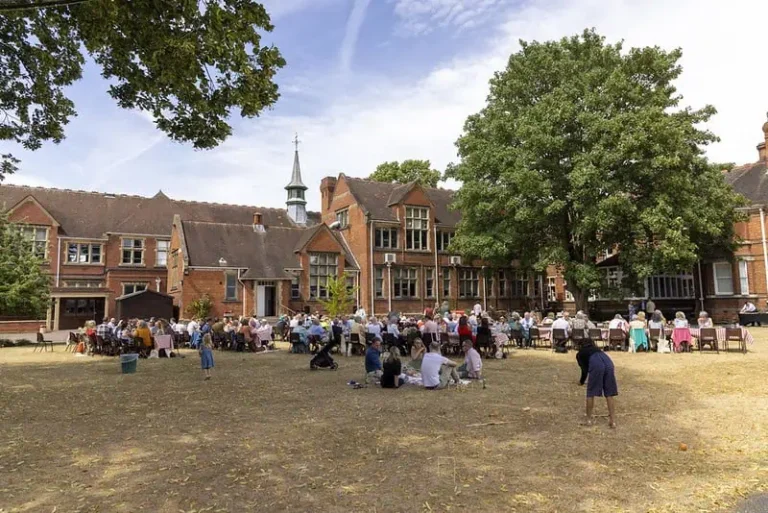 The Alumni Garden Party
